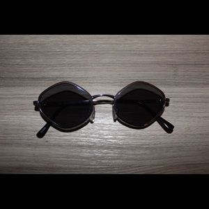 Oval Shaped Sunglasses 💕